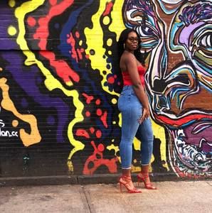 Meet your Posher, Eldora